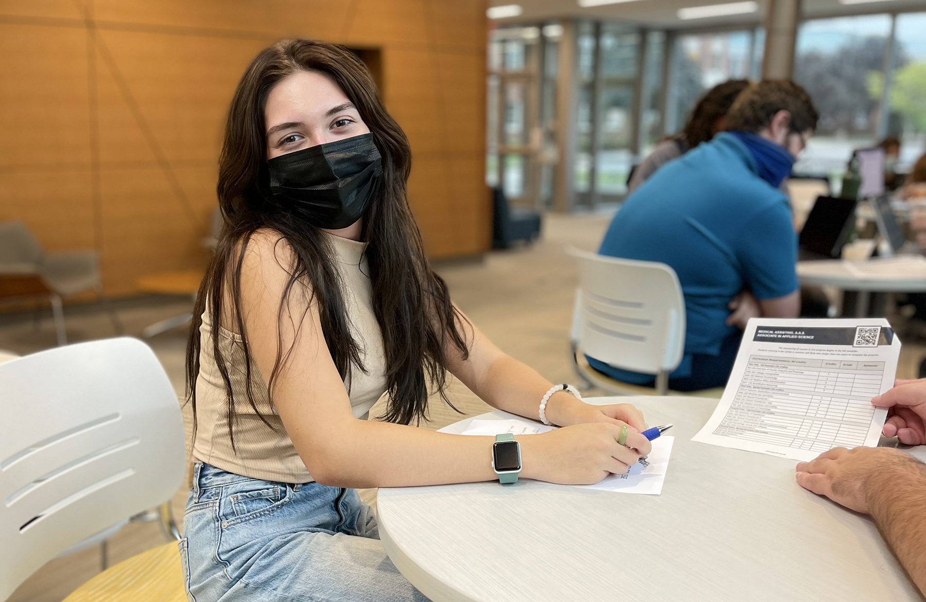 Allyson Grochmal 0DE02537 ADFA 43F7 B667 13A2304E5159 aspect ratio 474 308