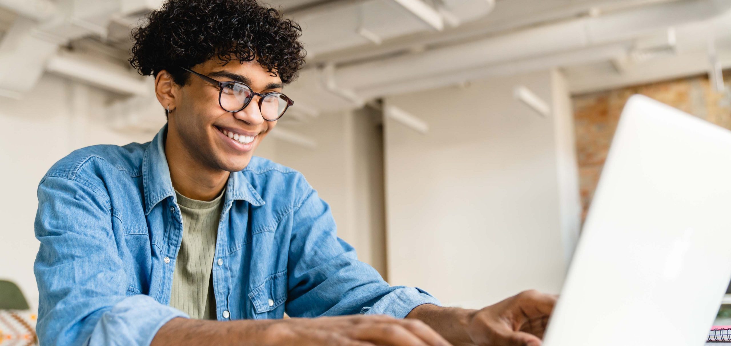 Img ComputerSkills scaled aspect ratio 1110 525